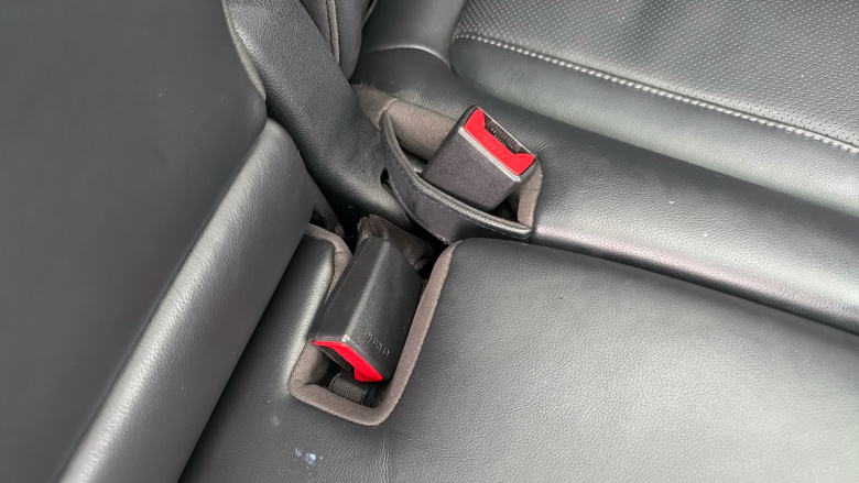 Hyundai SANTA FE 1.6 TGDi Hybrid Ultimate 5dr 4WD Auto Hybrid Estate